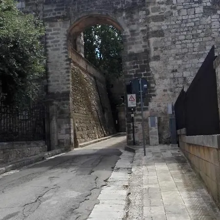 Casavacanze Chiesa Madre קרוביניו