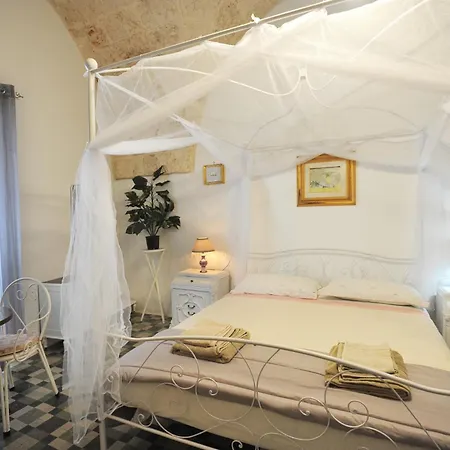 Casavacanze Chiesa Madre * קרוביניו