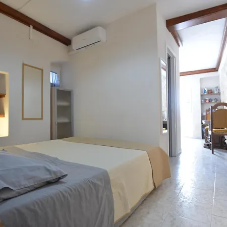 Apartment Casavacanze Chiesa Madre